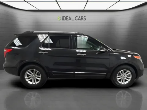 More photos of 2015 Ford Explorer XLT at Ideal Cars - at Crismon Rd., AZ