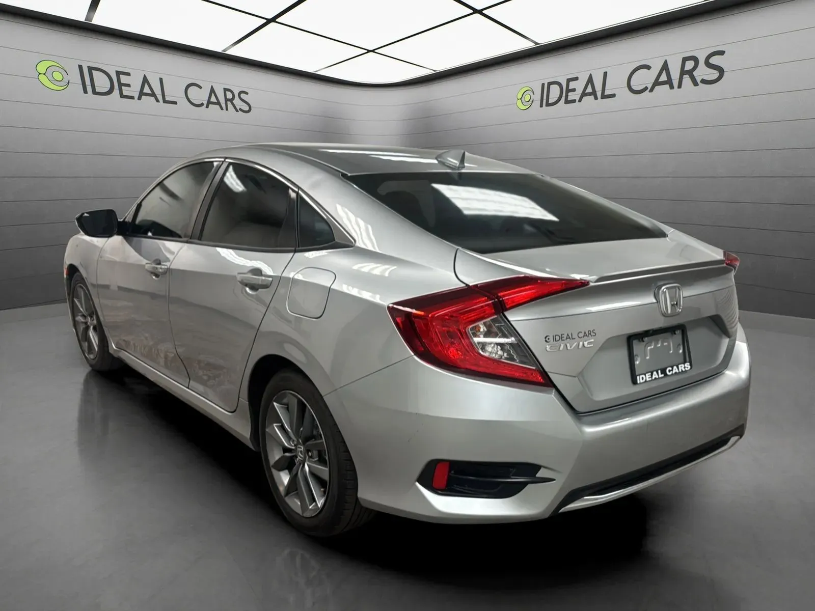 Honda Civic photo 7