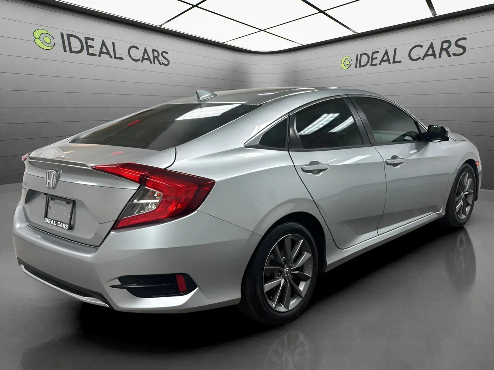 Honda Civic photo 5