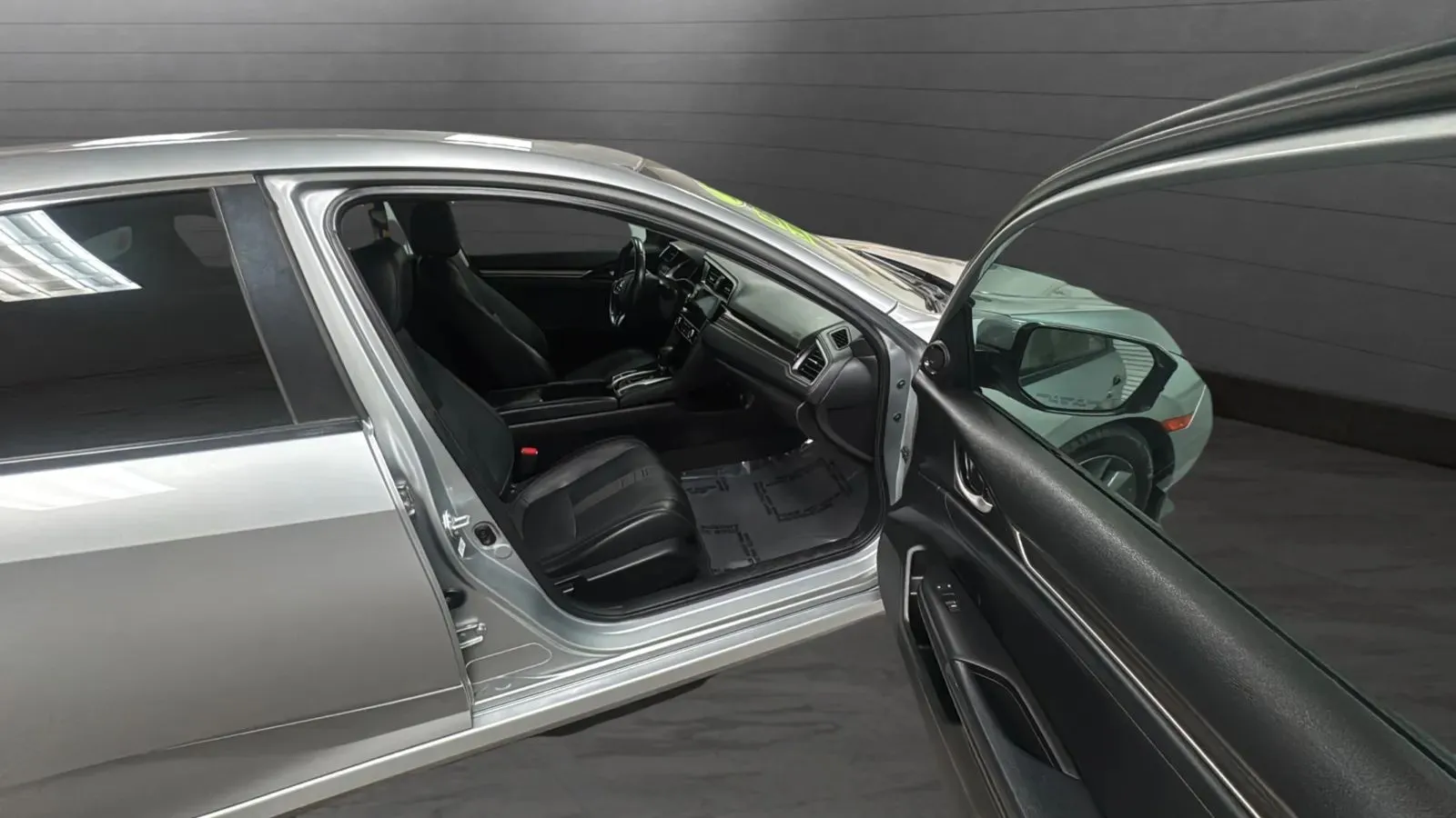 Honda Civic photo 24