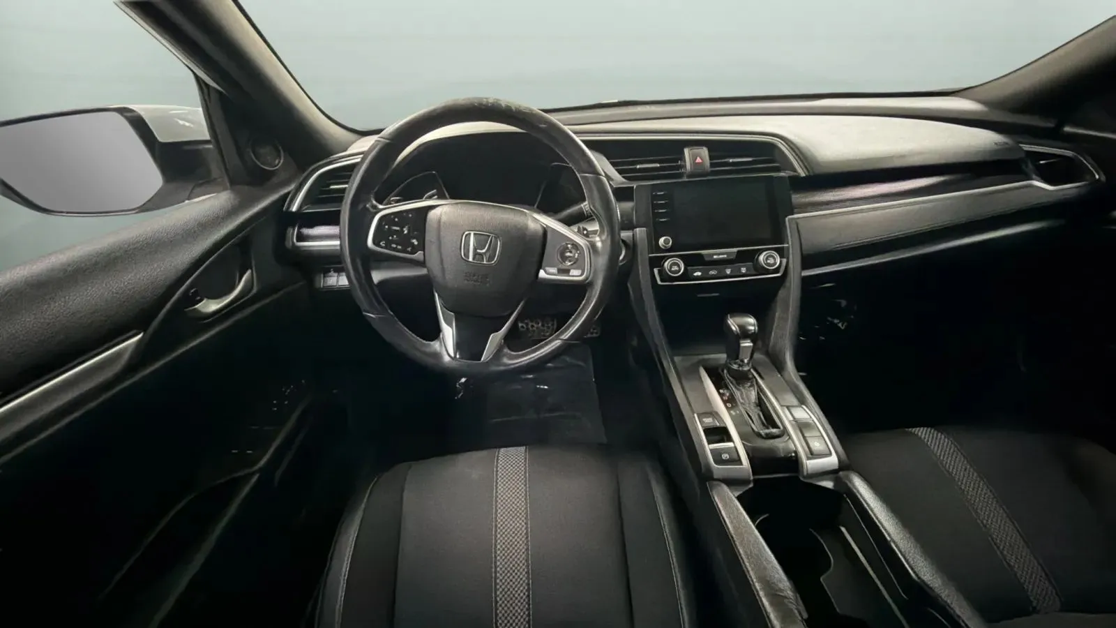 Honda Civic photo 10