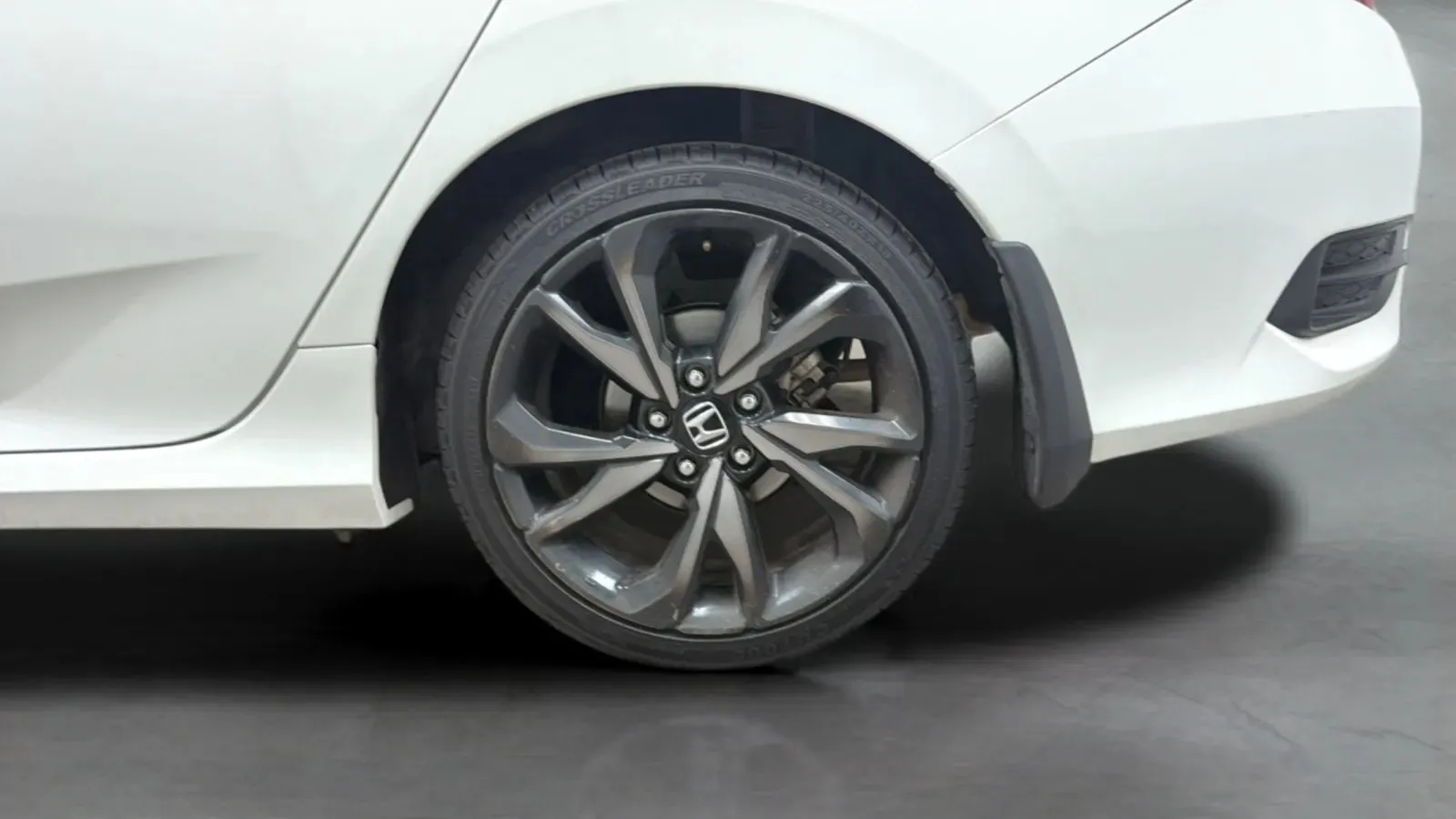 Honda Civic photo 26