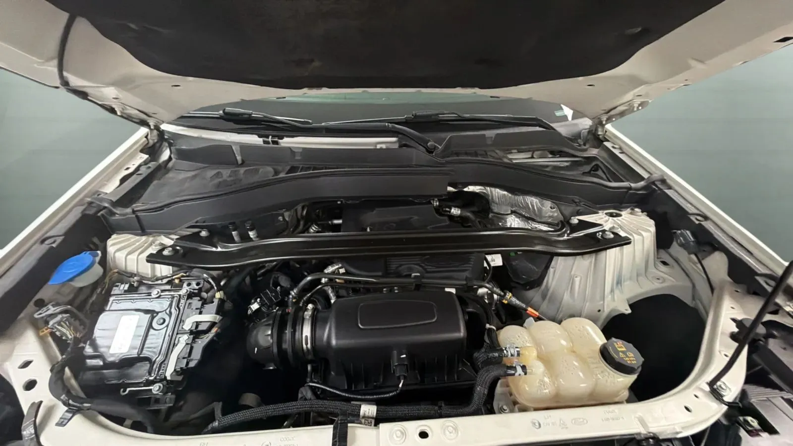 Ford Explorer photo 24