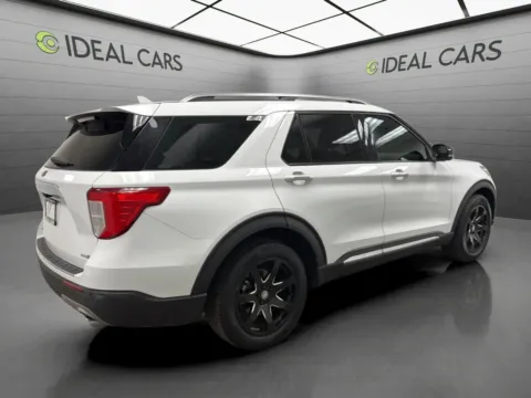 More photos of 2020 Ford Explorer Limited at Ideal Cars - at Crismon Rd., AZ