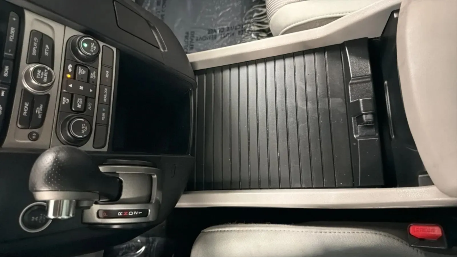 Honda Pilot photo 12