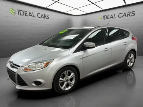 Silver 2014 Ford Focus SE for sale in Mesa, AZ