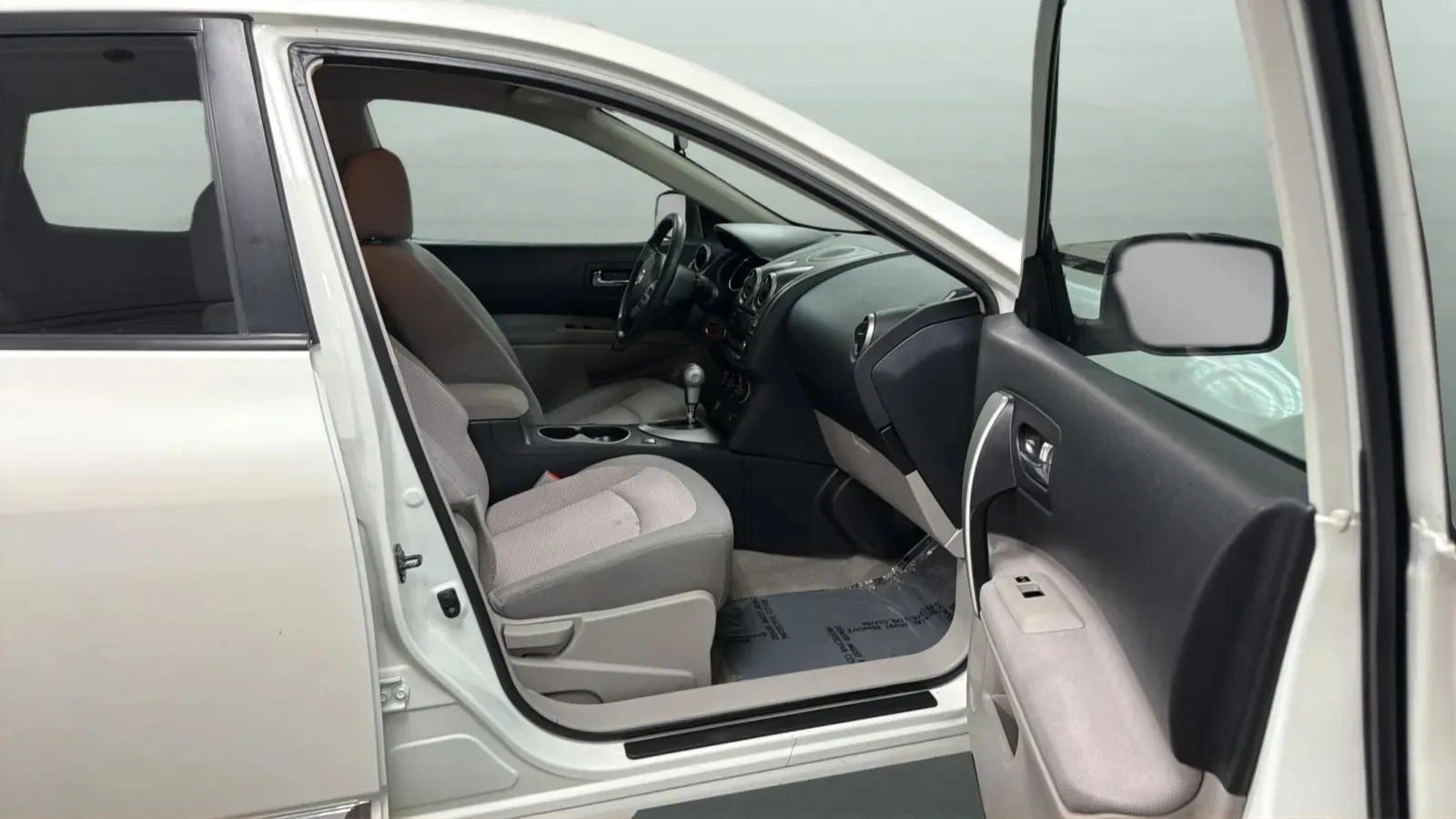 Nissan Rogue photo 21
