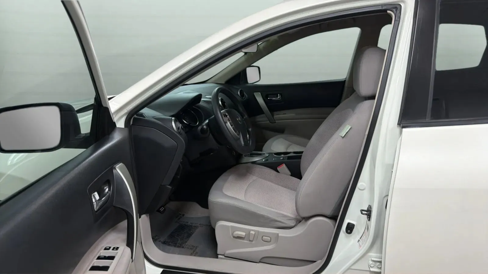 Nissan Rogue photo 20
