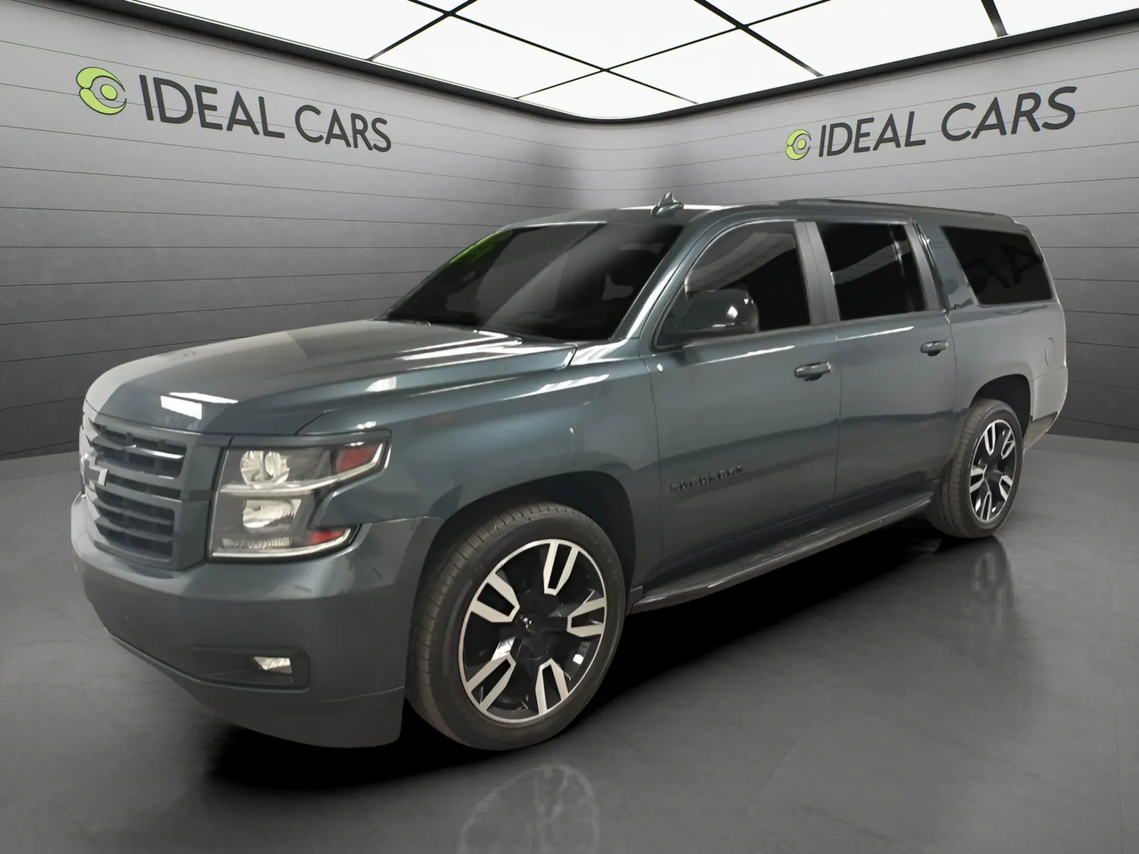 Blue 2020 Chevrolet Suburban LT for sale in Mesa, AZ