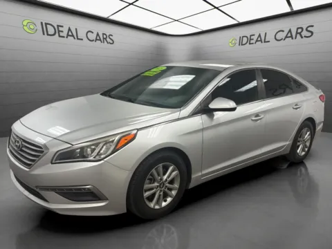Silver 2015 Hyundai SONATA SE for sale in Mesa, AZ