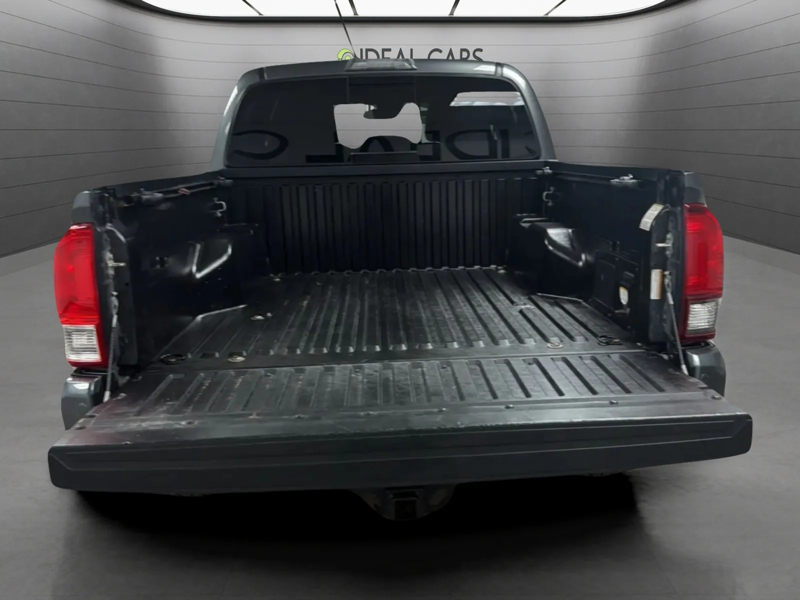 Toyota Tacoma photo 20