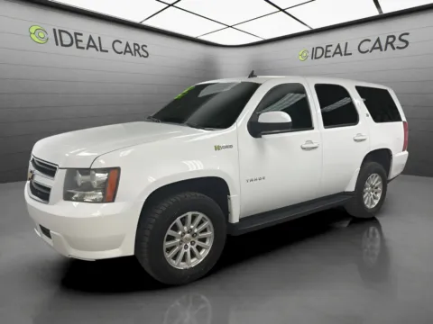 White 2013 Chevrolet Tahoe Hybrid for sale in Mesa, AZ