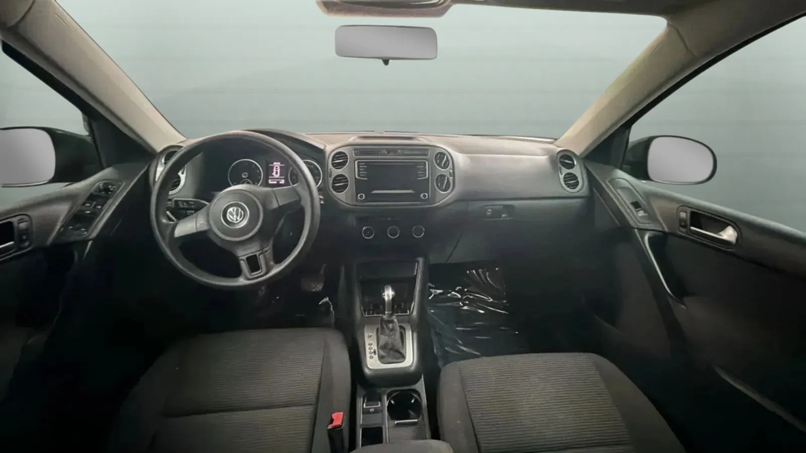 Volkswagen Tiguan Limited photo 10