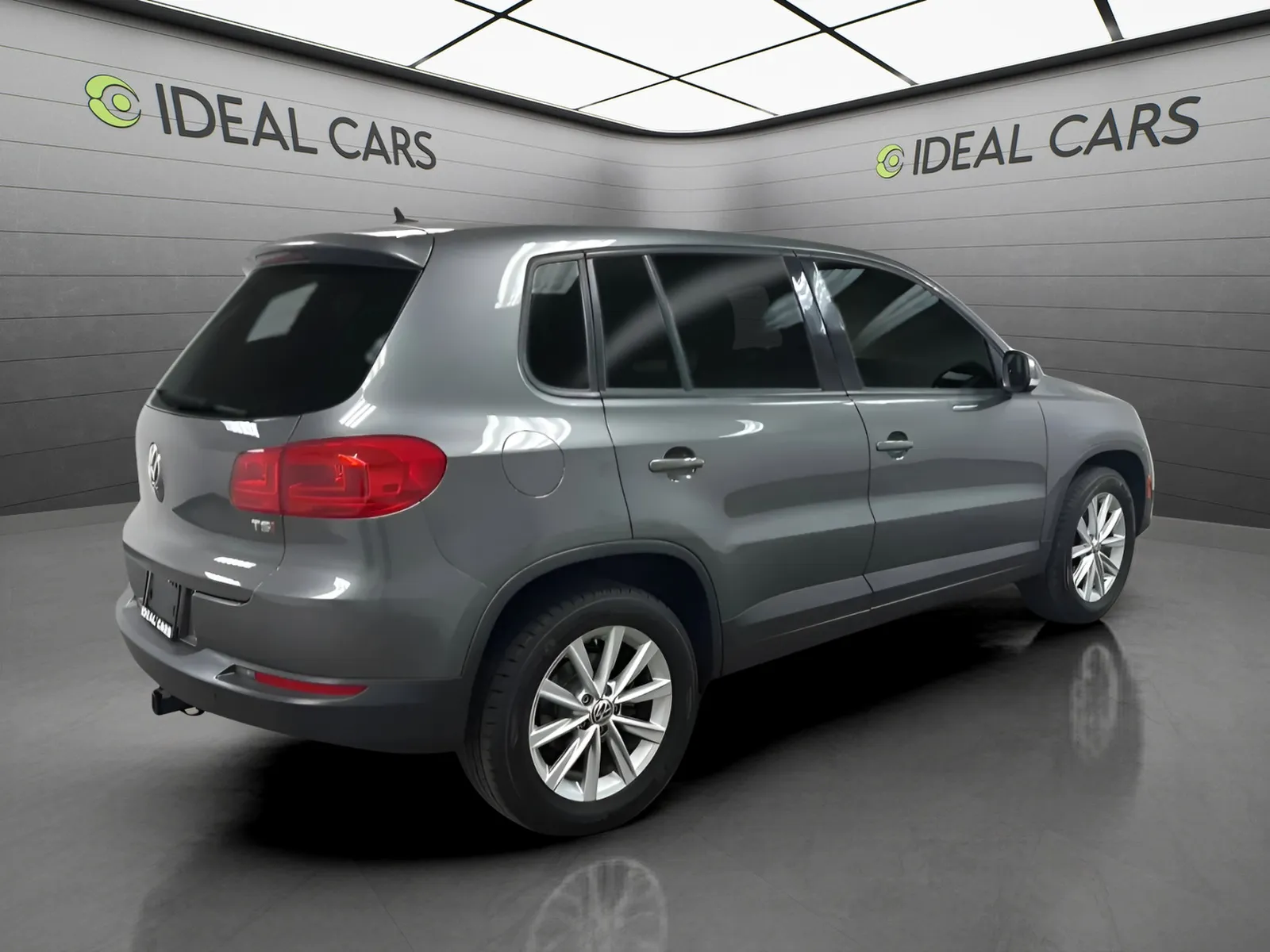 Volkswagen Tiguan Limited photo 5