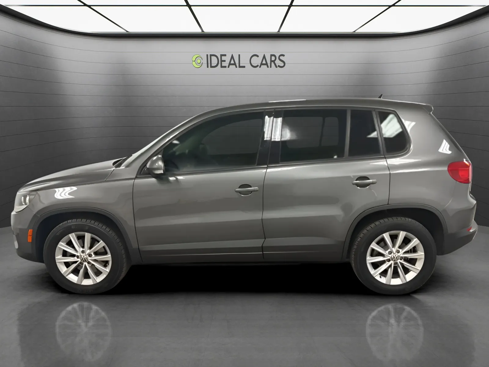 Volkswagen Tiguan Limited photo 8