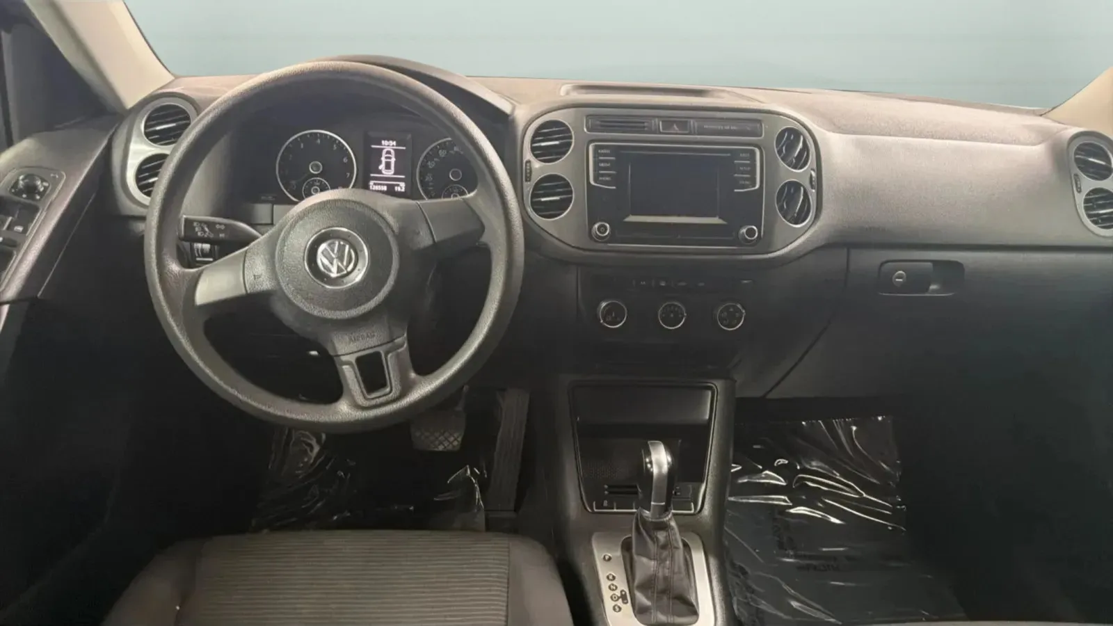 Volkswagen Tiguan Limited photo 11