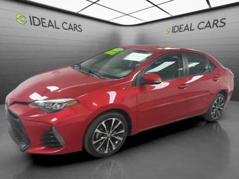 Red 2017 Toyota Corolla SE for sale in Mesa, AZ