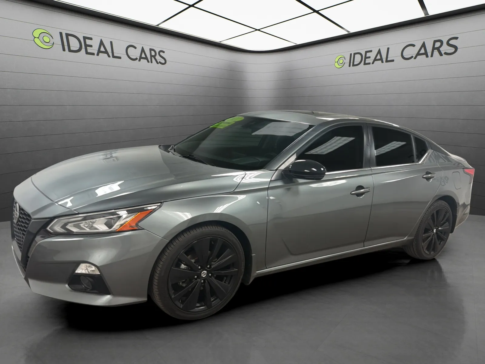 Gray 2022 Nissan Altima 2.5 SR for sale in Mesa, AZ