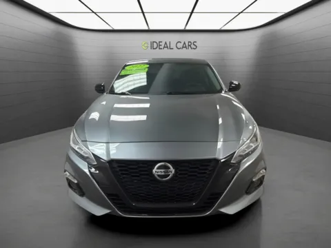 Photos of 2022 Nissan Altima 2.5 SR for sale in Mesa, AZ at Ideal Cars - at Crismon Rd.