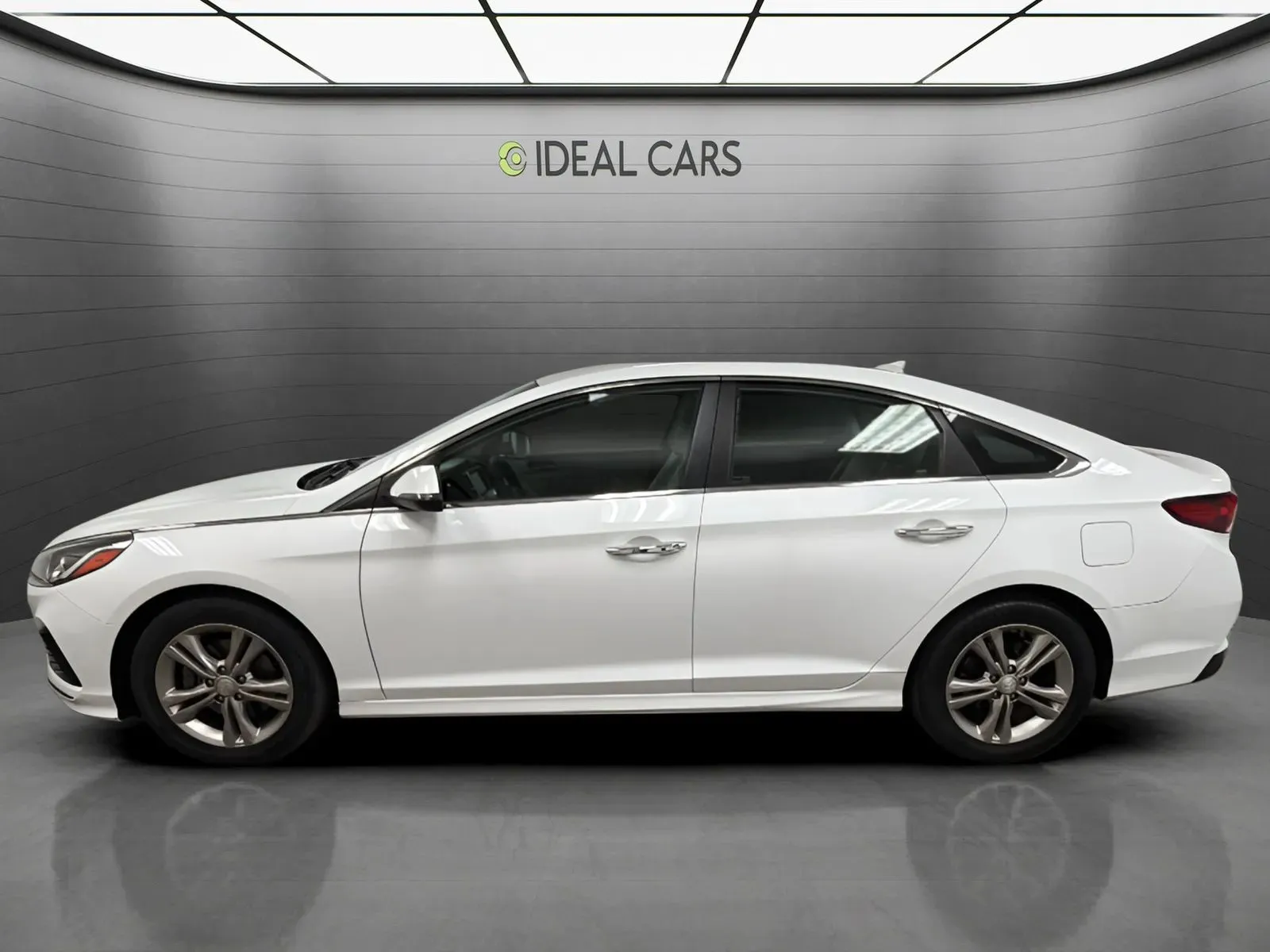 Hyundai Sonata photo 8