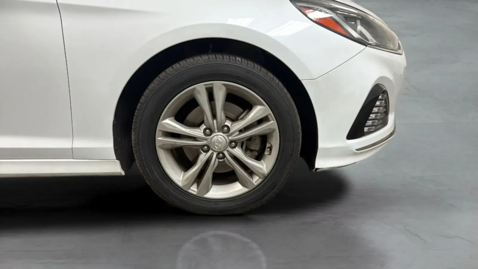 Hyundai Sonata photo 25