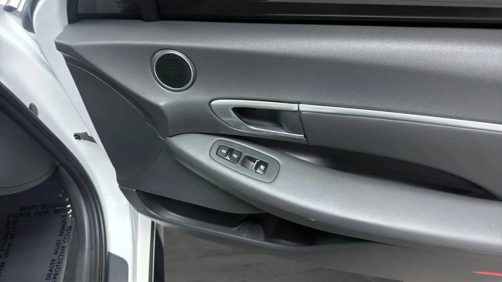 Hyundai Sonata photo 18