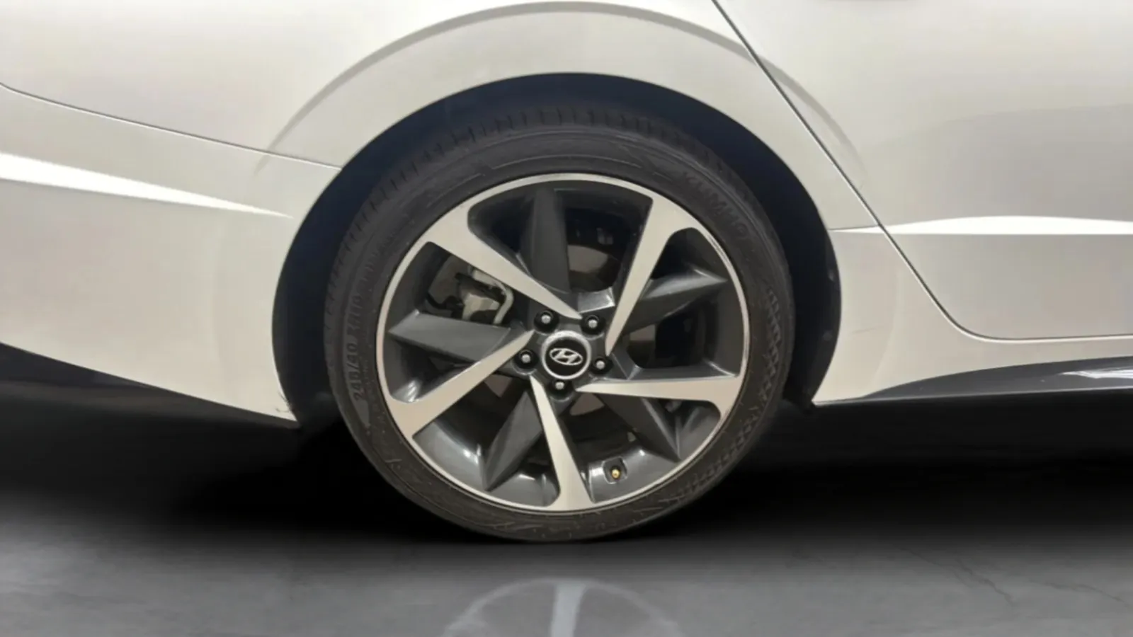 Hyundai Sonata photo 26