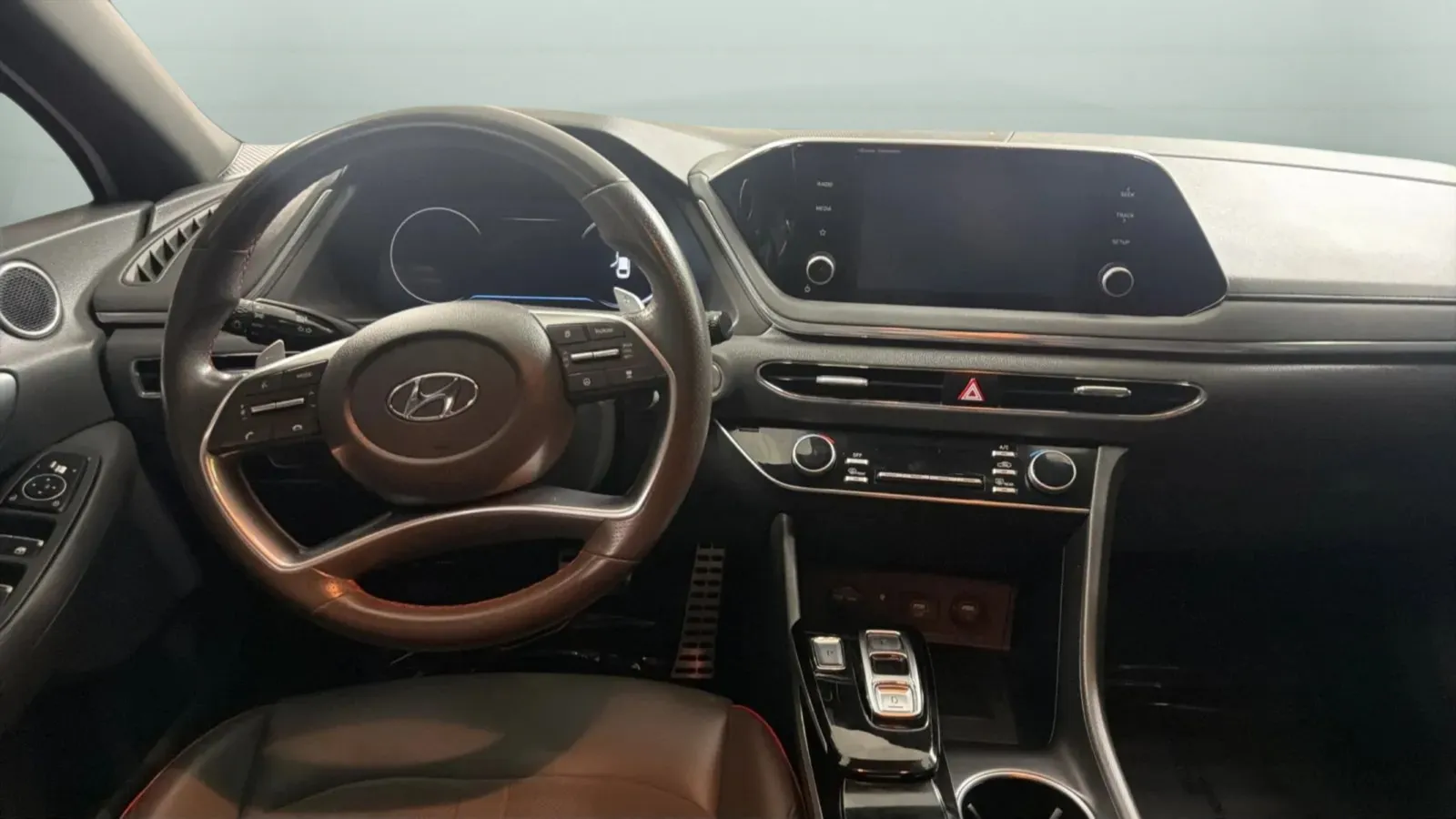Hyundai Sonata photo 10