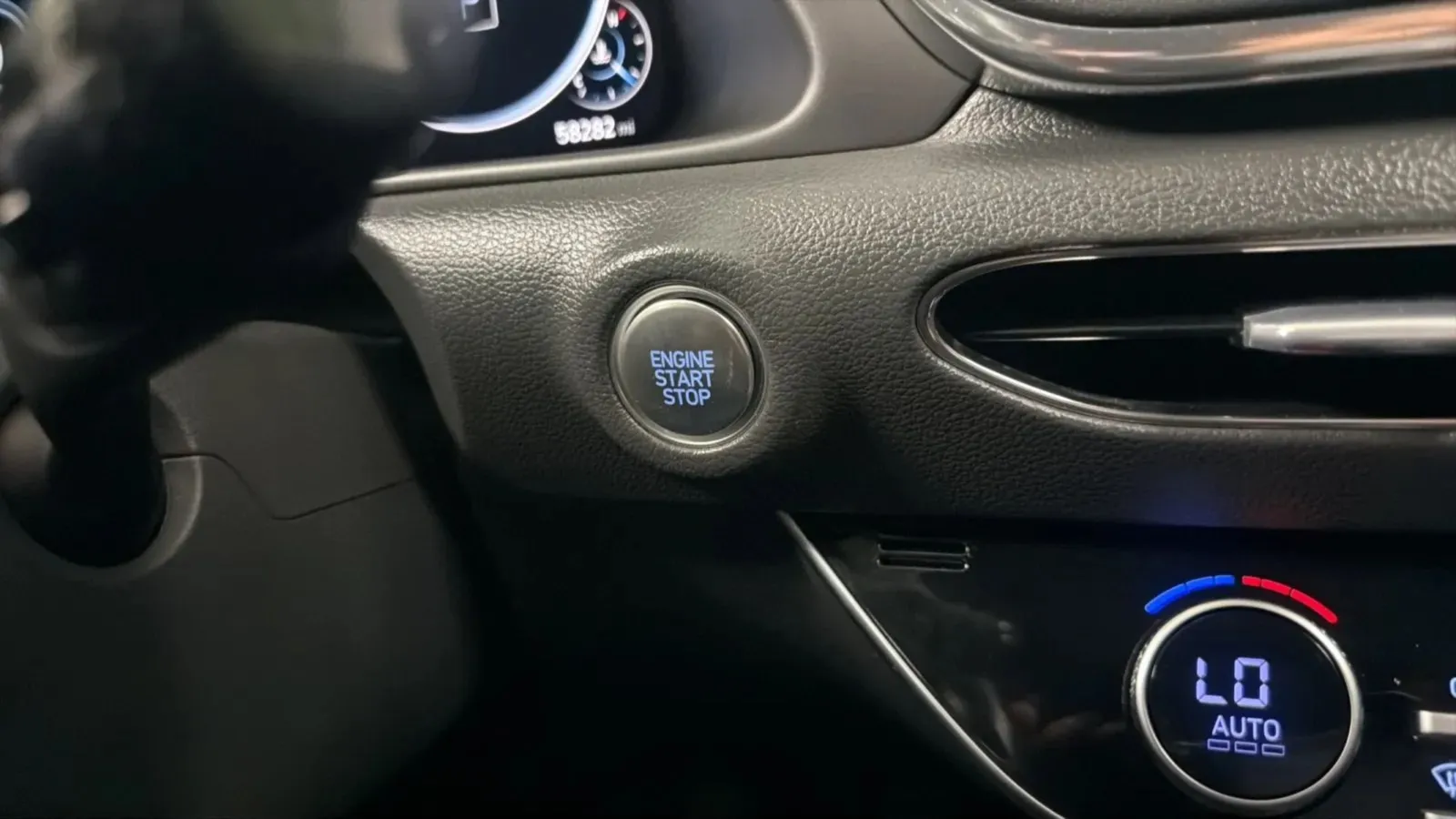 Hyundai Sonata photo 15