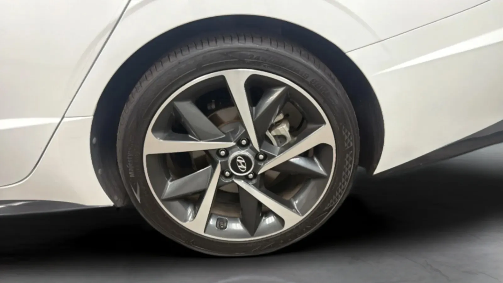 Hyundai Sonata photo 27