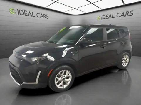 Black 2023 Kia Soul LX for sale in Mesa, AZ
