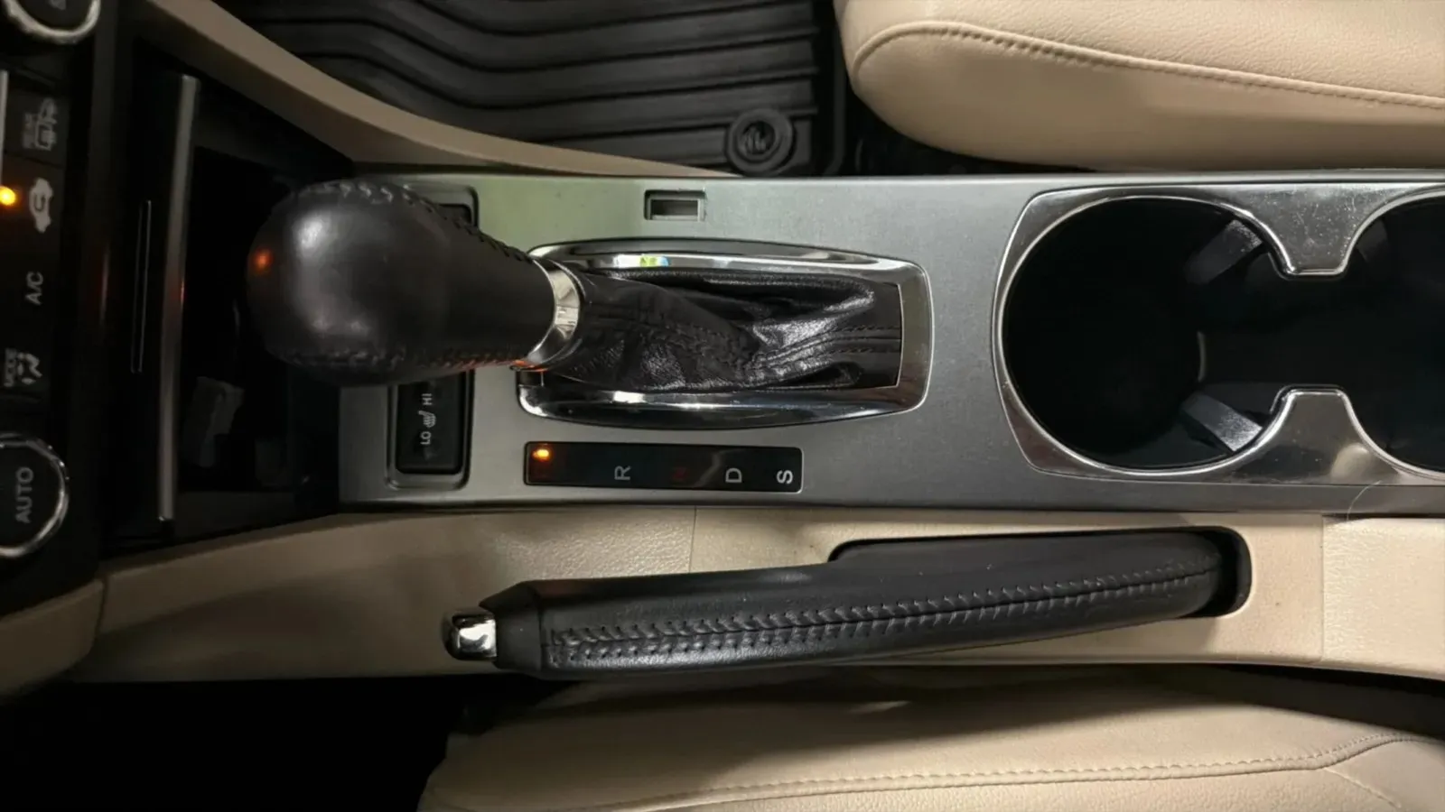 Acura ILX photo 12