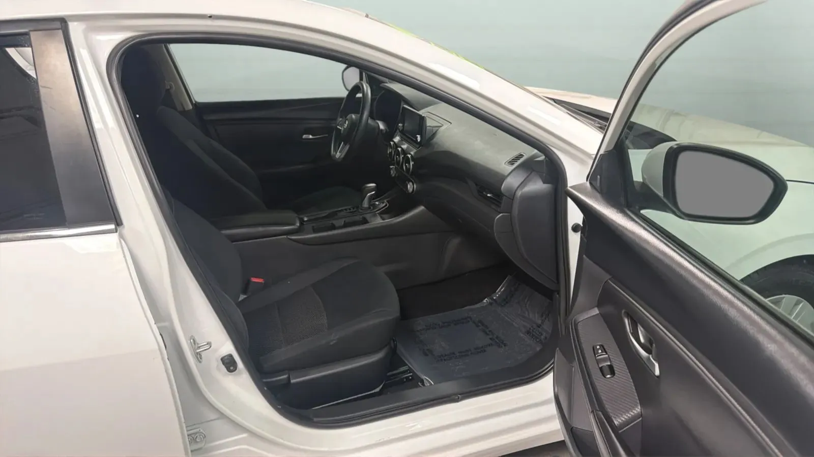 Nissan Sentra photo 22
