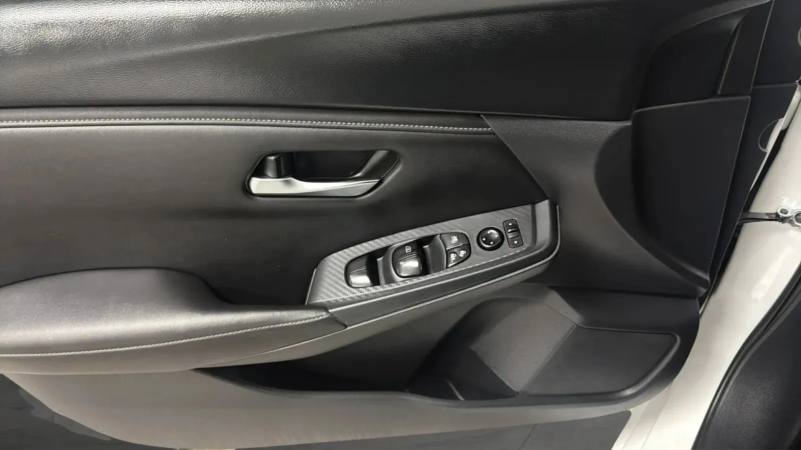 Nissan Sentra photo 17