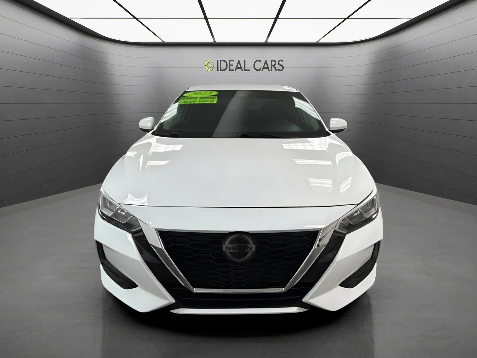 Nissan Sentra photo 2