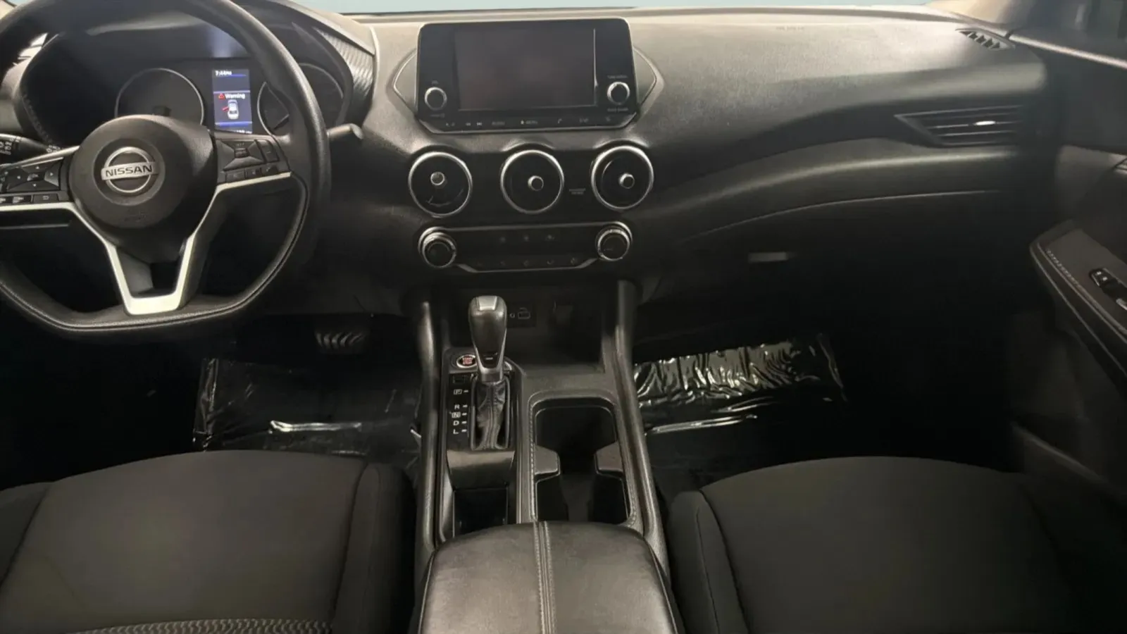 Nissan Sentra photo 16