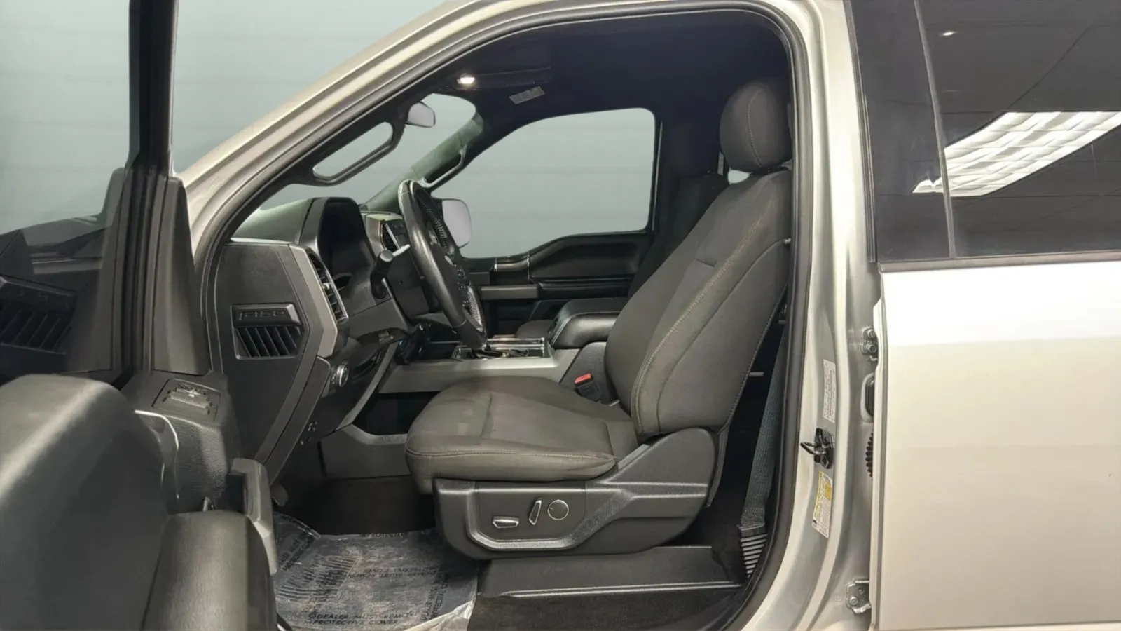 Ford F-150 photo 20