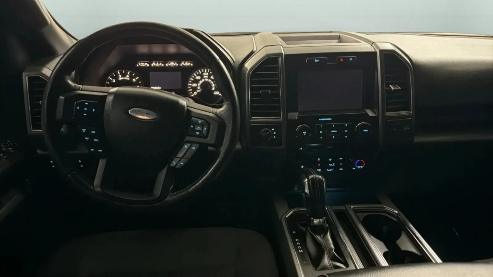 Ford F-150 photo 10