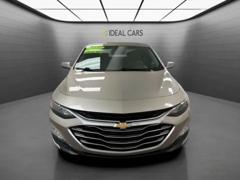 Photos of 2022 Chevrolet Malibu LT for sale in Mesa, AZ at Ideal Cars - at Crismon Rd.