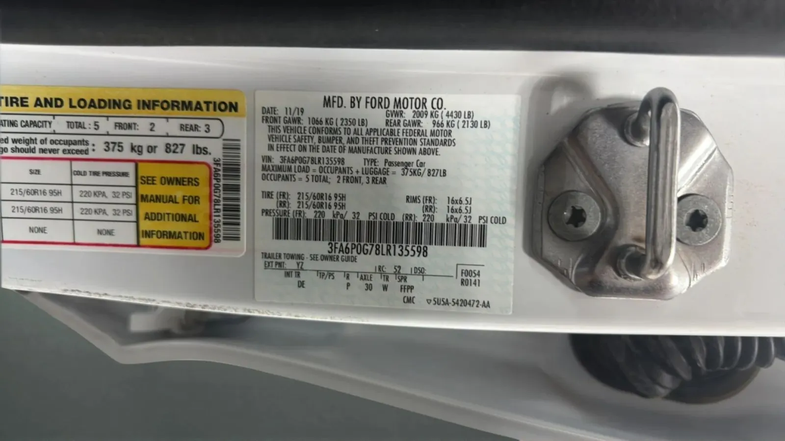 Ford Fusion photo 24