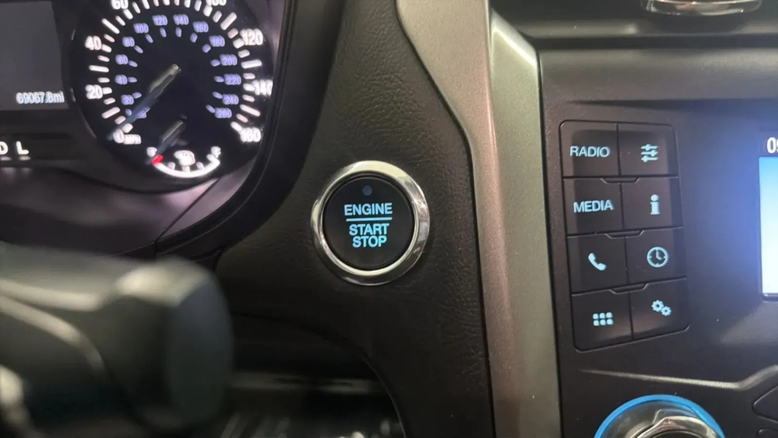 Ford Fusion photo 15