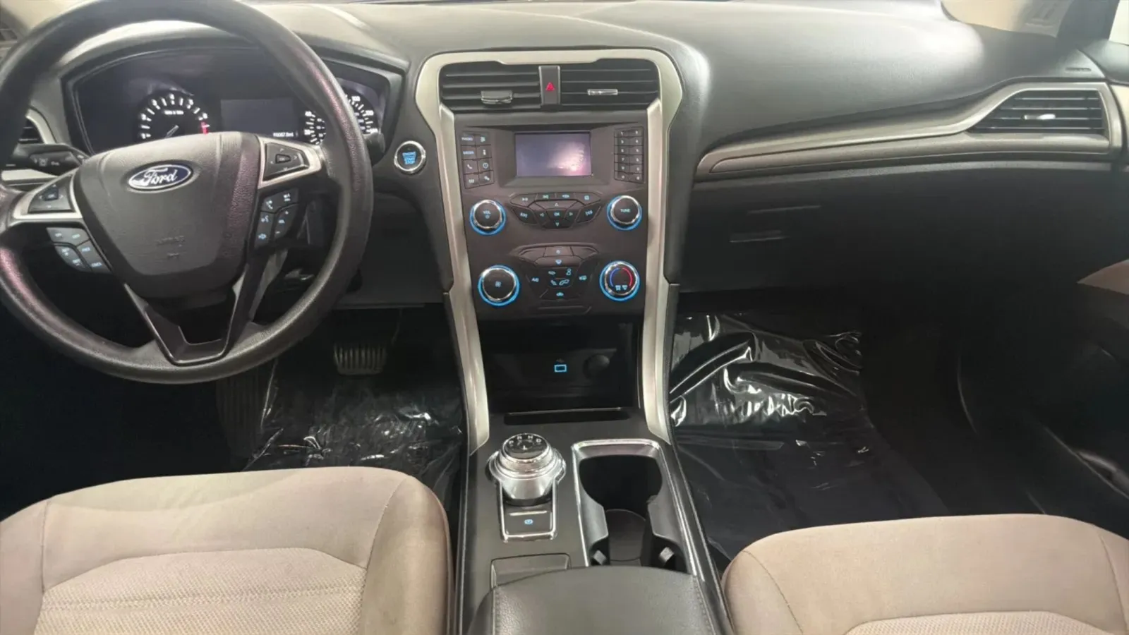 Ford Fusion photo 25