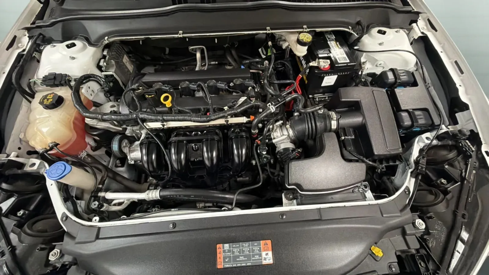 Ford Fusion photo 22