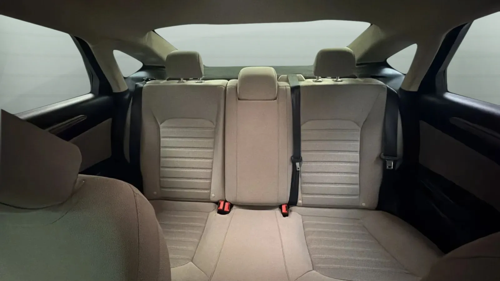 Ford Fusion photo 18