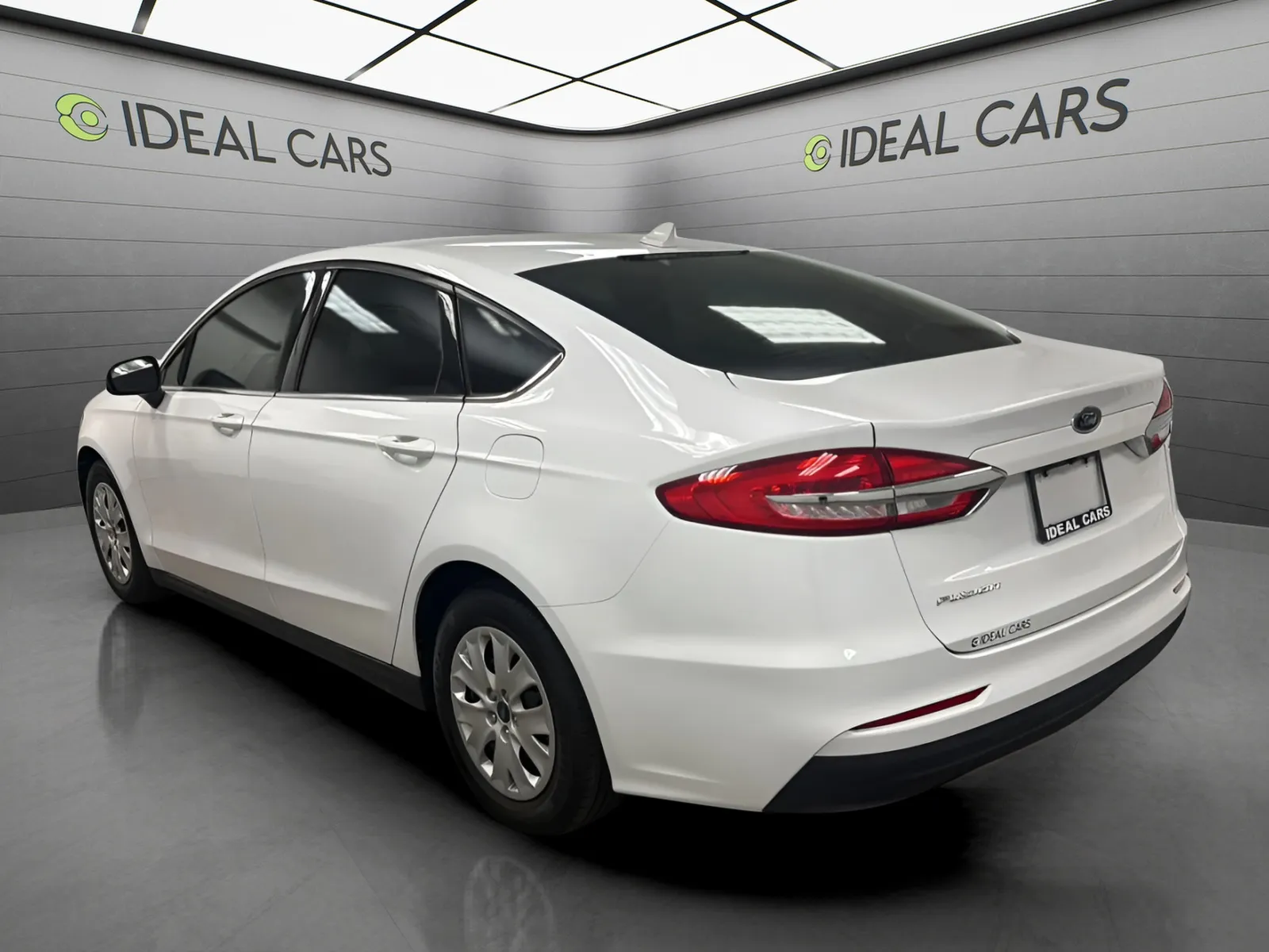 Ford Fusion photo 7