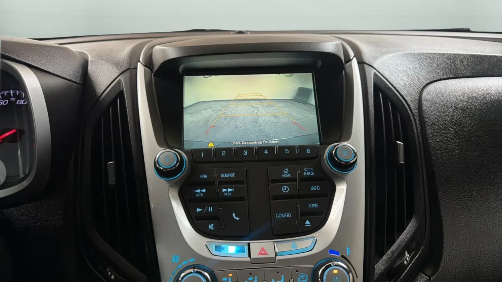 Chevrolet Equinox photo 15