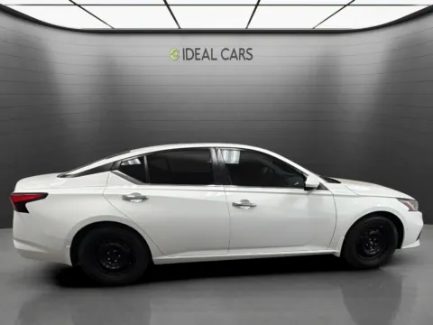 More photos of 2020 Nissan Altima 2.5 S at Ideal Cars - at Crismon Rd., AZ