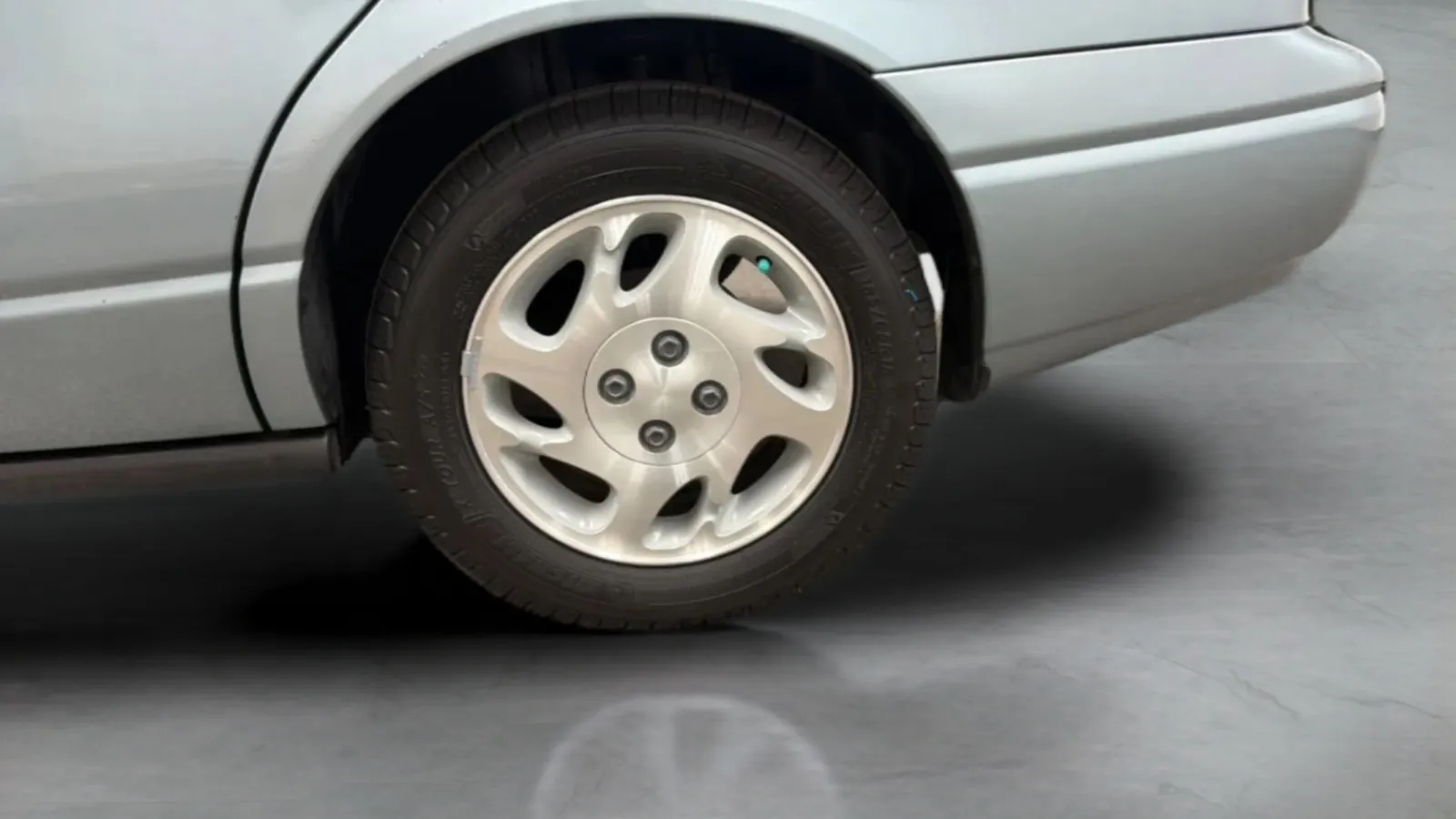 Saturn S-Series photo 26
