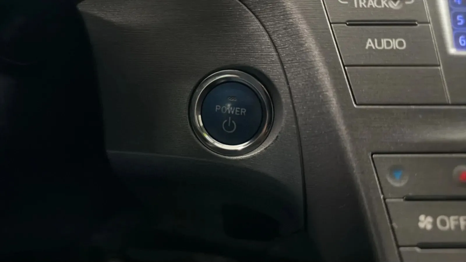 Toyota Prius photo 15