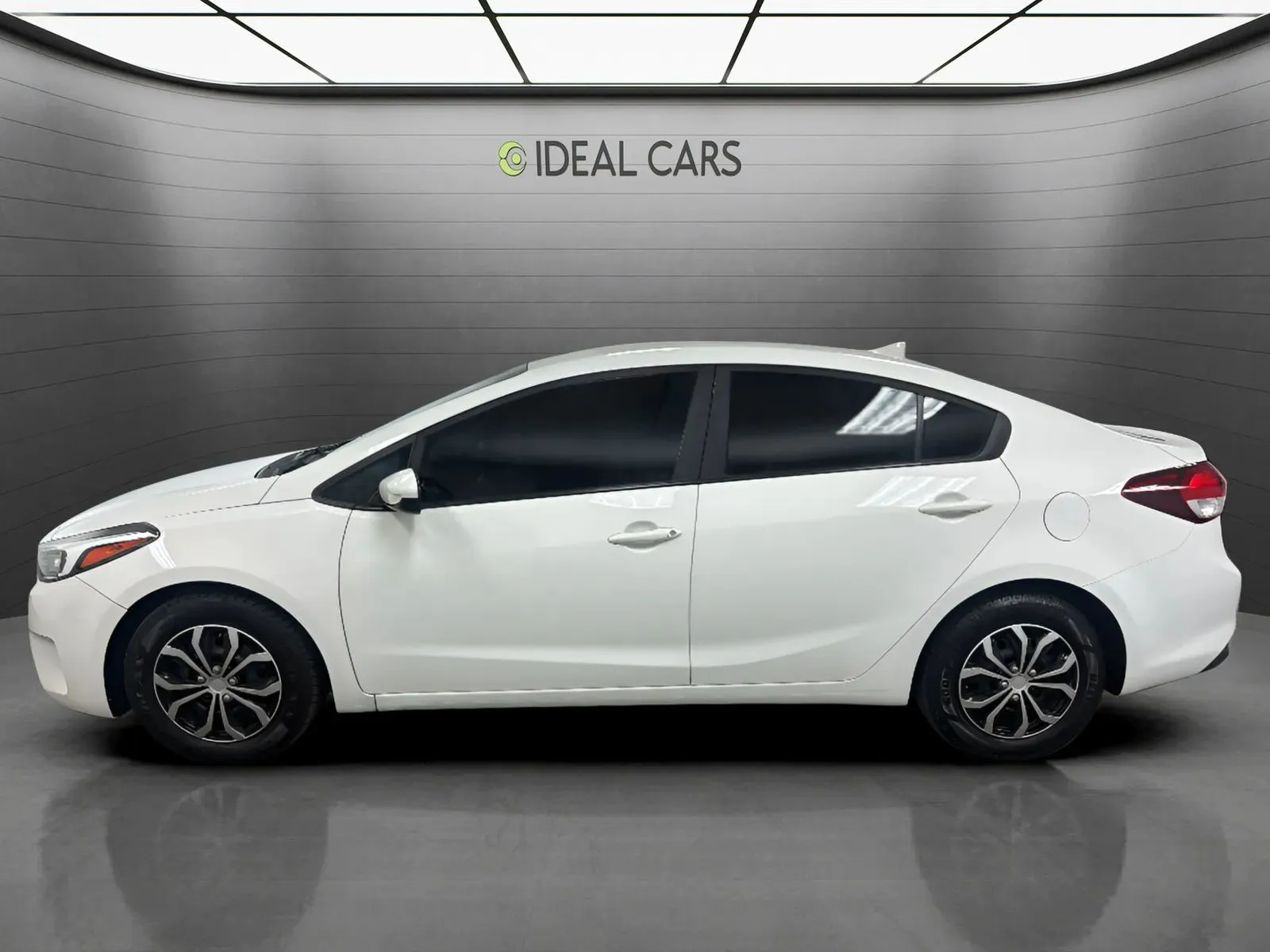 Kia Forte photo 8